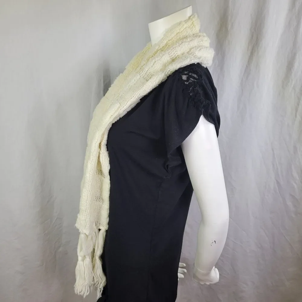 Vintage Creme-Colored Wide Scarf‎ with Fringe